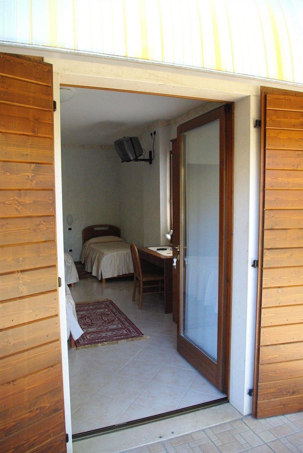 Hotel Andreis Cavaion Veronese Esterno foto