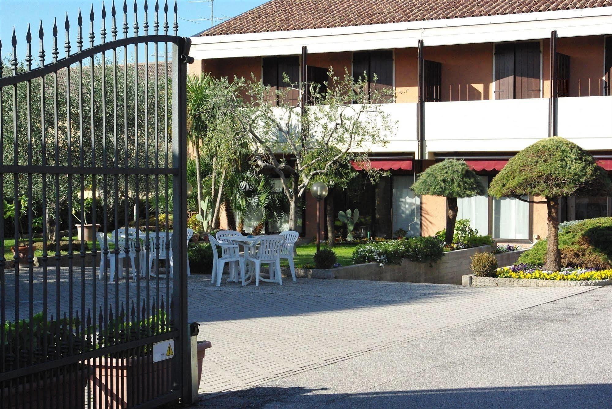 Hotel Andreis Cavaion Veronese Esterno foto